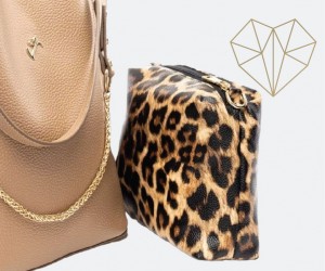 ΓΥΝΑΙΚΕΙΑ ΑΞΕΣΟΥΑΡ