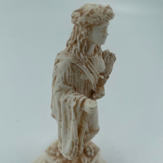 ΑΓΑΛΜΑ ΔΗΜΗΤΡΑ