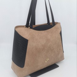 ΤΣΑΝΤΑ ΩΜΟΥ