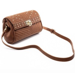 ΤΣΑΝΤΑ ΩΜΟΥ